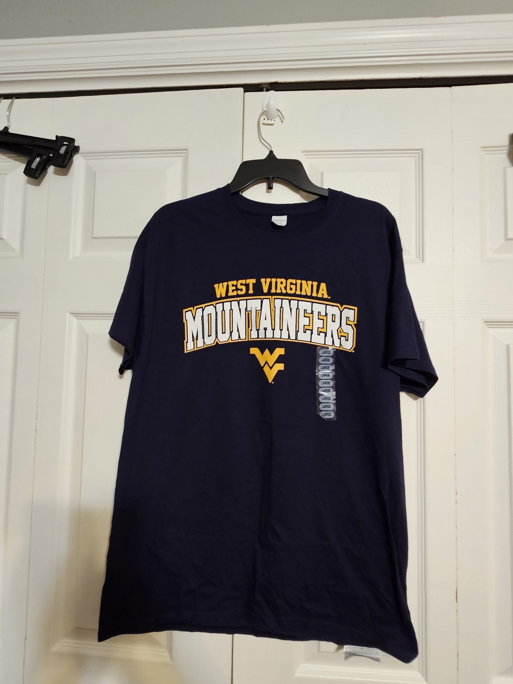 Hanes Navy West Virginia Mountaineers Graphic Tee with Gold and White Logo NWT